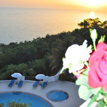 Apartmán Maria With Pool - Agios Gordios *
