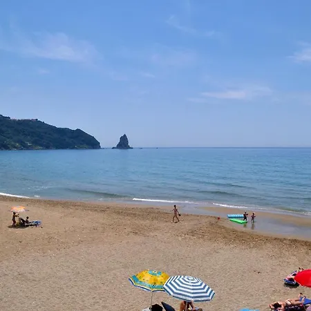 Daire Maria With Pool - Agios Gordios